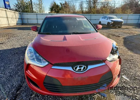 2013 Hyundai Veloster из США, поврежденный, VIN KMHTC6AD0DU156171